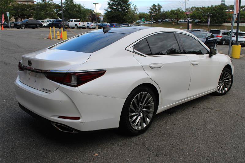 Used 2019 Lexus ES 350 w/ Accessory Package FWD image 5