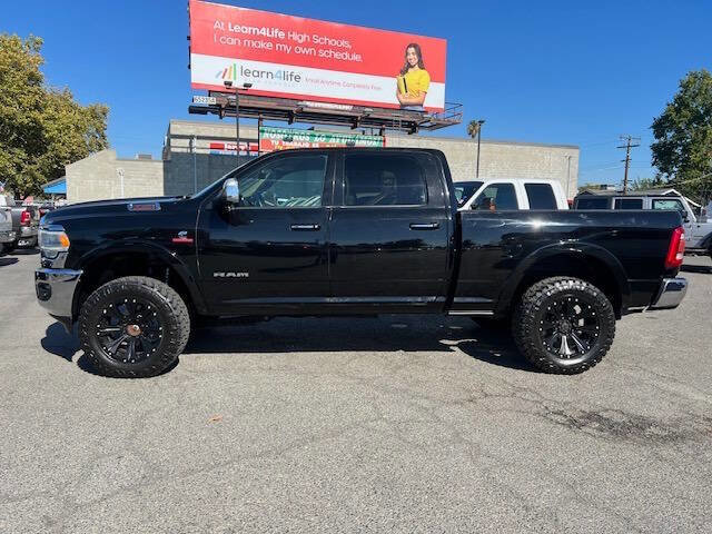 Used 2019 RAM 3500 Laramie image 4