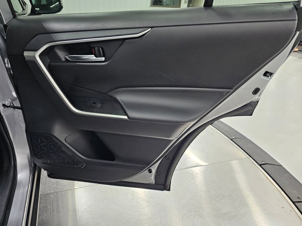 Used 2024 Toyota RAV4 XLE image 24