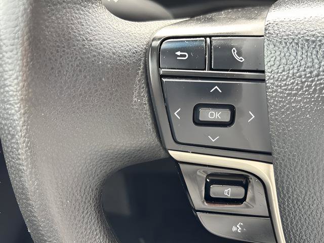 Used 2025 Toyota Camry LE w/ Convenience Package AWD/4WD image 23