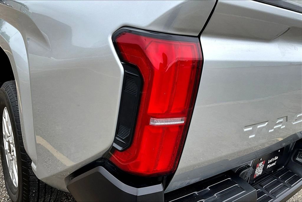 Used 2025 Toyota Tacoma SR image 25