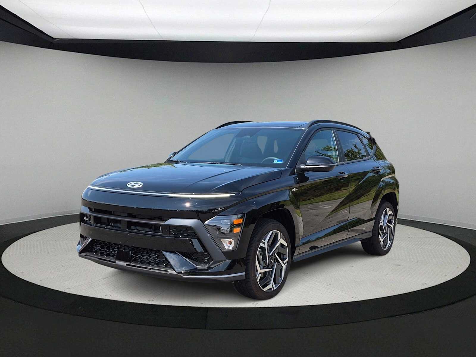 Used 2024 Hyundai Kona N Line AWD/4WD image 4