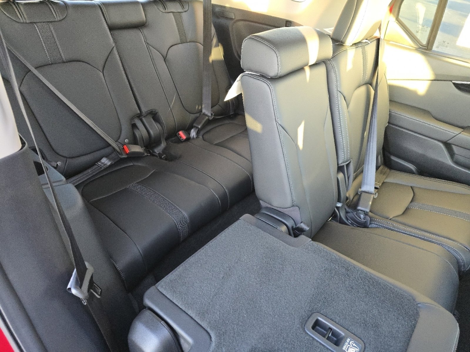 New 2025 Honda Pilot Touring image 27