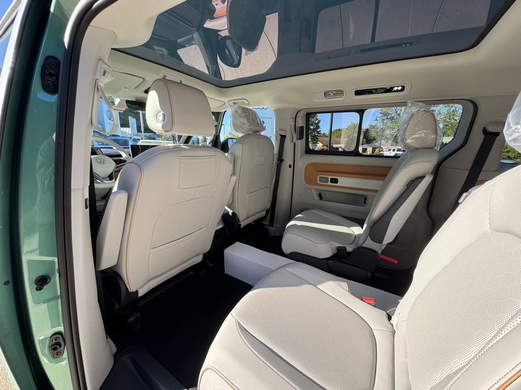 New 2025 Volkswagen ID. Buzz 1st Edition image 24