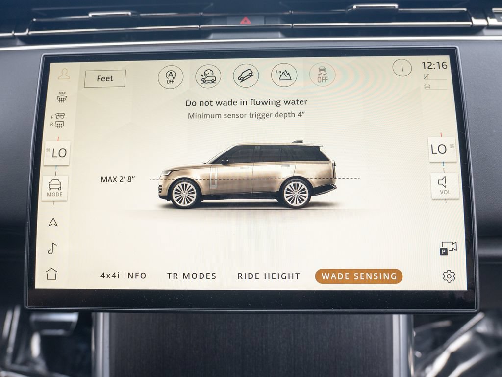 Certified 2024 Land Rover Range Rover SE AWD/4WD image 28