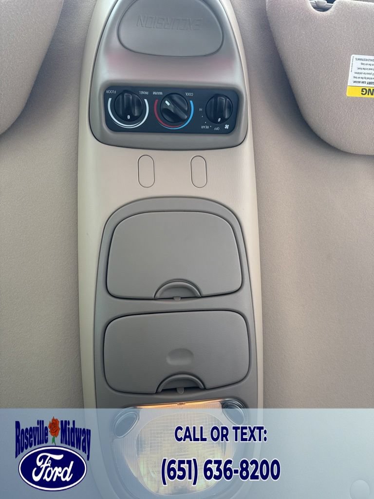 Used 2004 Ford Excursion XLT AWD/4WD image 23