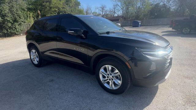 Used 2021 Chevrolet Blazer LT image 2
