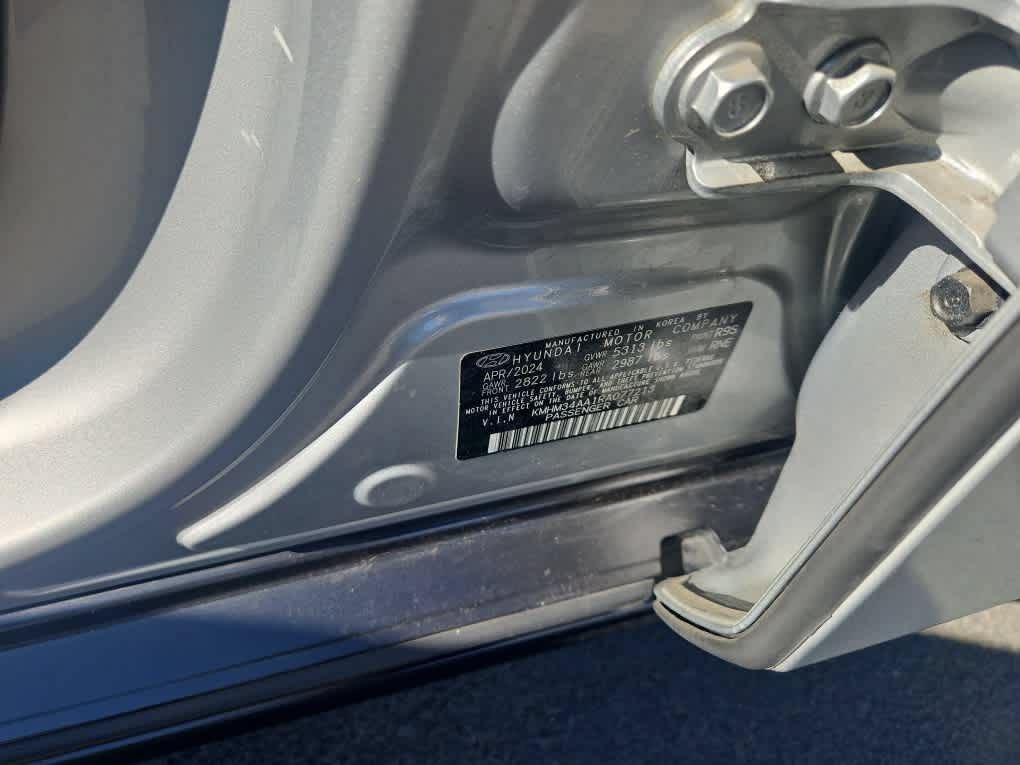Used 2024 Hyundai Ioniq 6 SEL RWD image 21