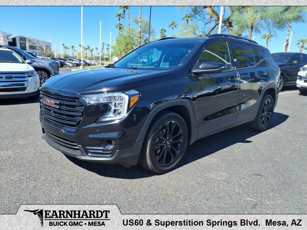 Used 2022 GMC Terrain SLT w/ Tech Package