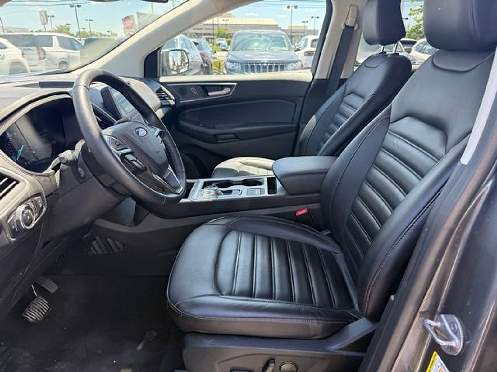 Used 2022 Ford Edge SEL w/ Convenience Package AWD/4WD image 8