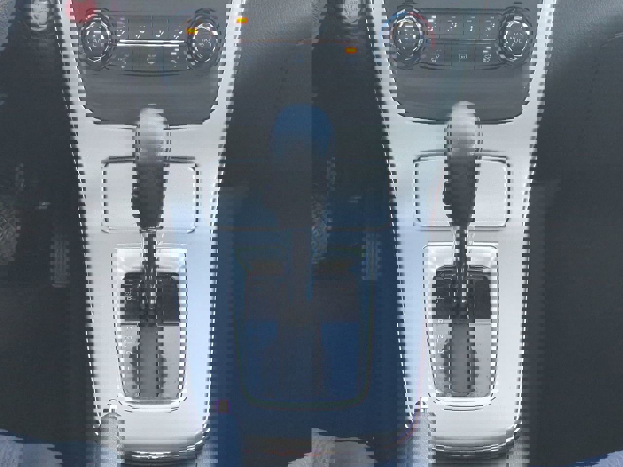 Used 2015 Nissan Sentra SV image 17