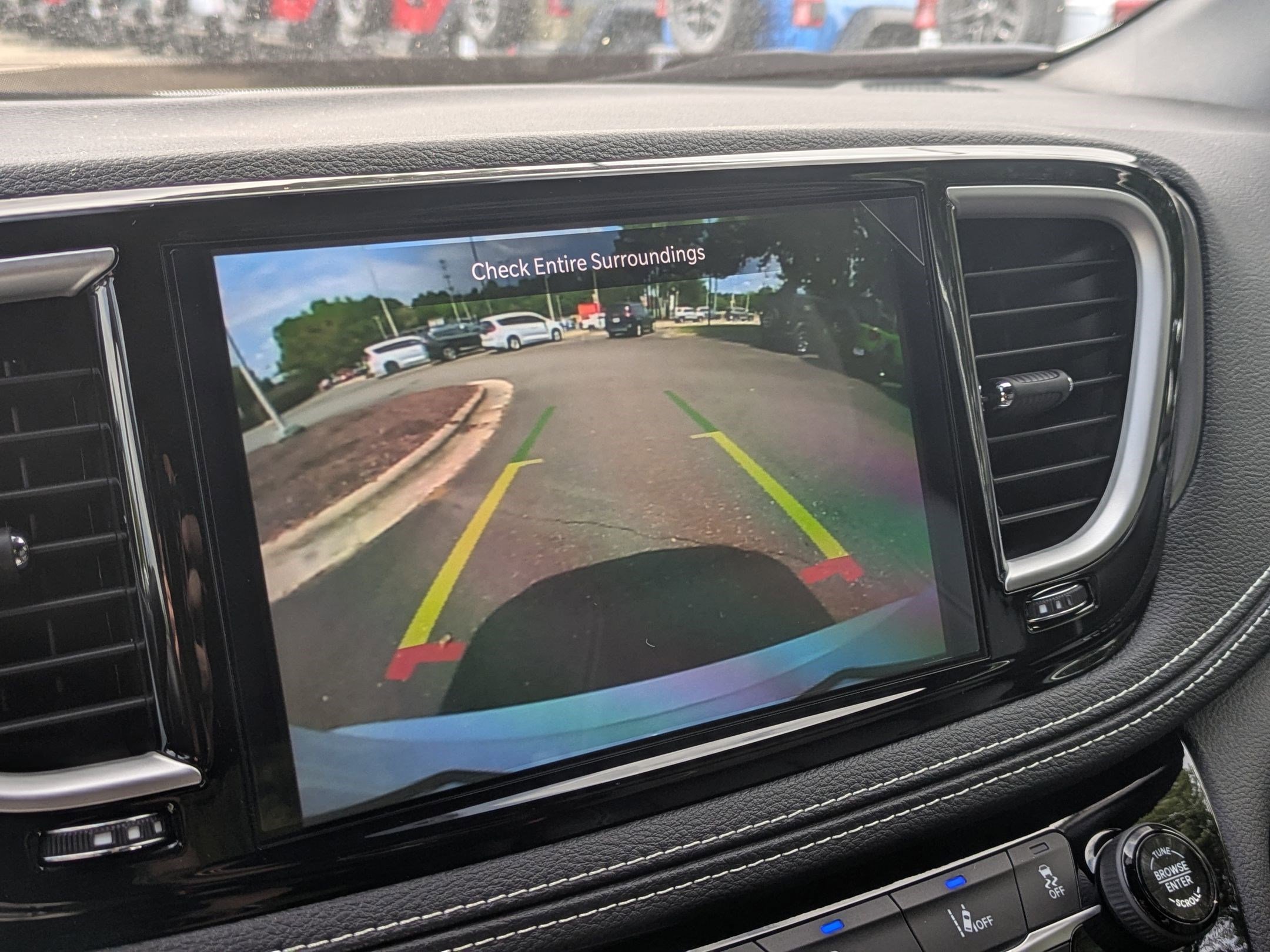 New 2026 Chrysler Pacifica Select image 11