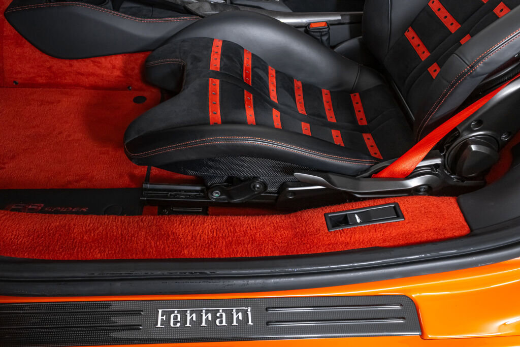 Certified 2021 Ferrari F8 Tributo RWD image 30