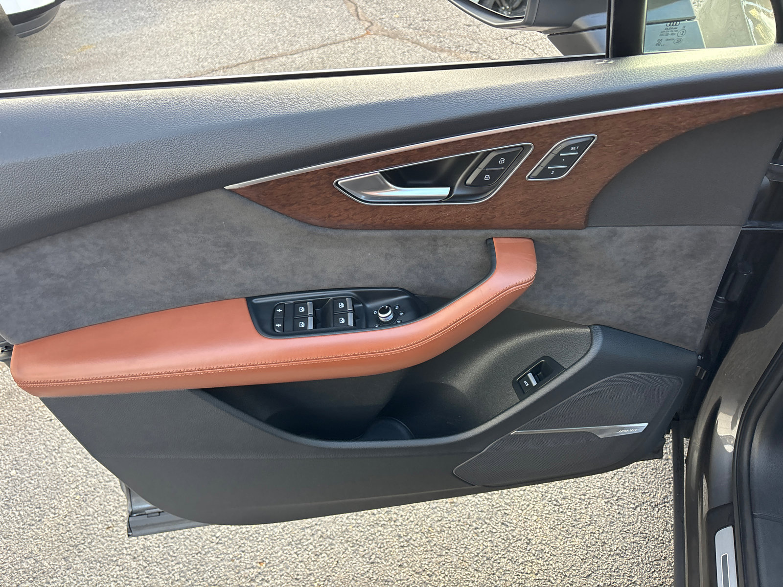 Used 2020 Audi Q7 3.0T Prestige w/ Prestige Package image 11