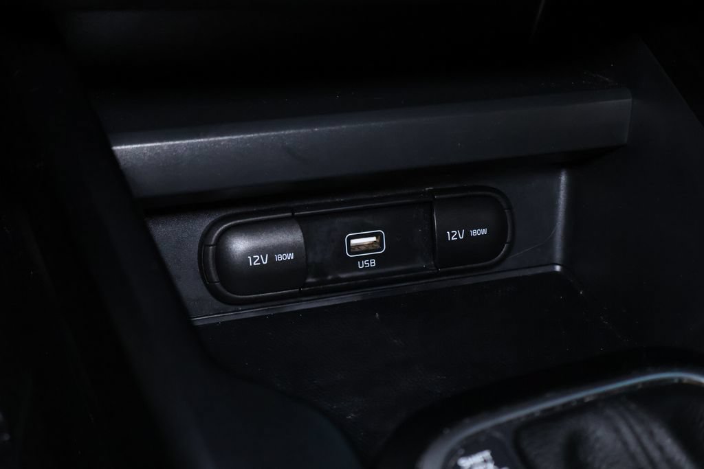 Used 2021 Kia Soul GT-Line FWD image 30