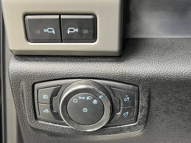 Used 2020 Ford F350 Lariat w/ Lariat Ultimate Package AWD/4WD image 31