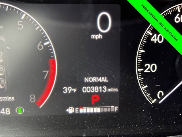 Used 2025 Honda Pilot Sport image 25