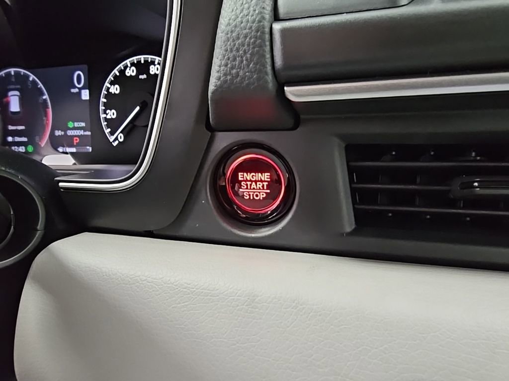 New 2025 Honda Pilot Touring image 25