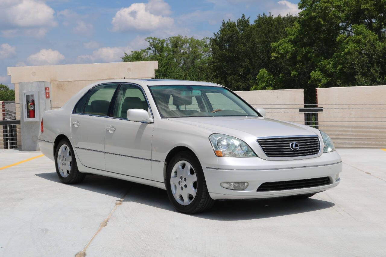 Used 2001 Lexus LS 430 RWD image 5