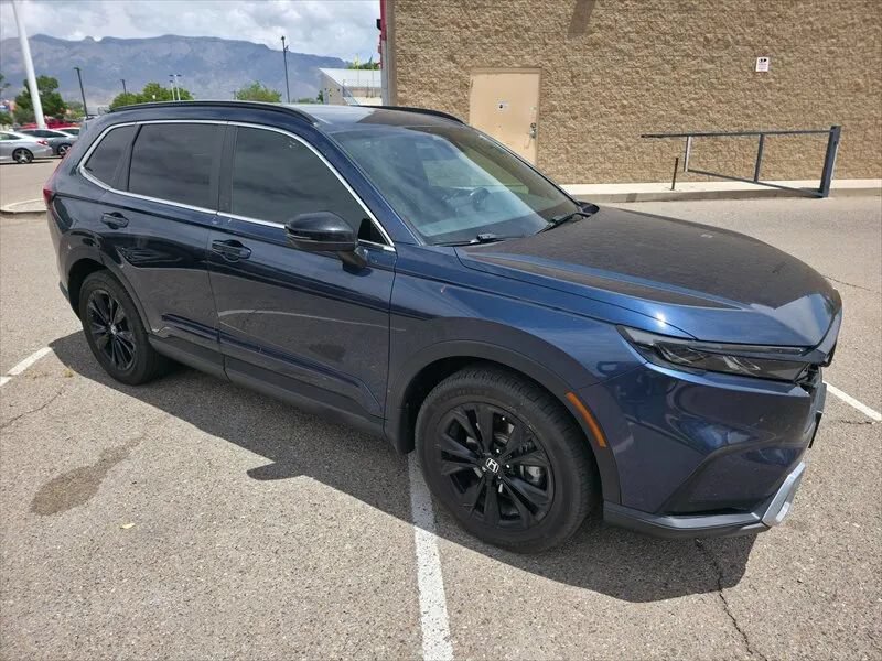 Used 2023 Honda CR-V Sport Touring image 5