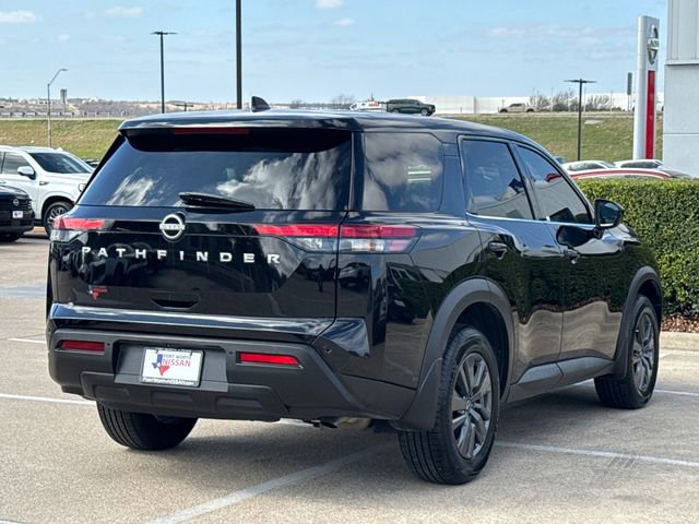 Certified 2024 Nissan Pathfinder S image 9