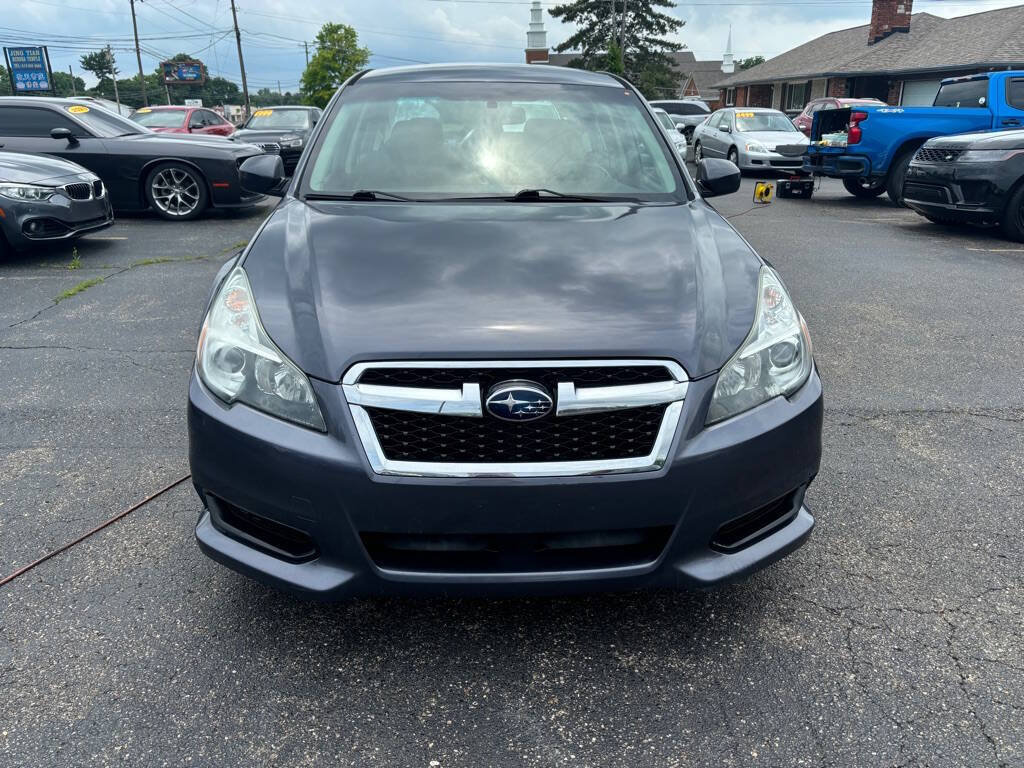 Used 2014 Subaru Legacy 2.5i Premium AWD/4WD image 2