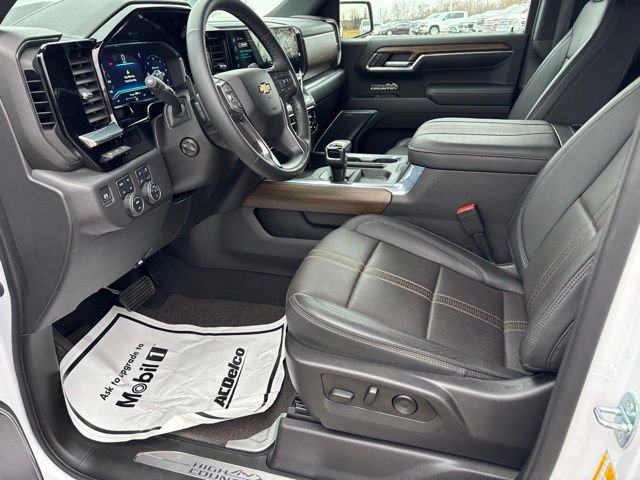 Certified 2023 Chevrolet Silverado 1500 High Country w/ Technology Package image 12