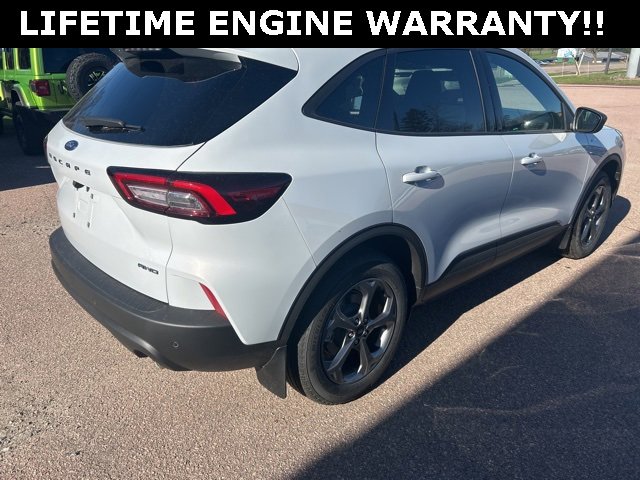New 2025 Ford Escape ST-Line w/ Tech Pack #1 image 8
