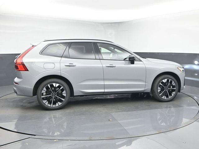 New 2026 Volvo XC60 B5 Plus w/ Protection Package Premier image 8