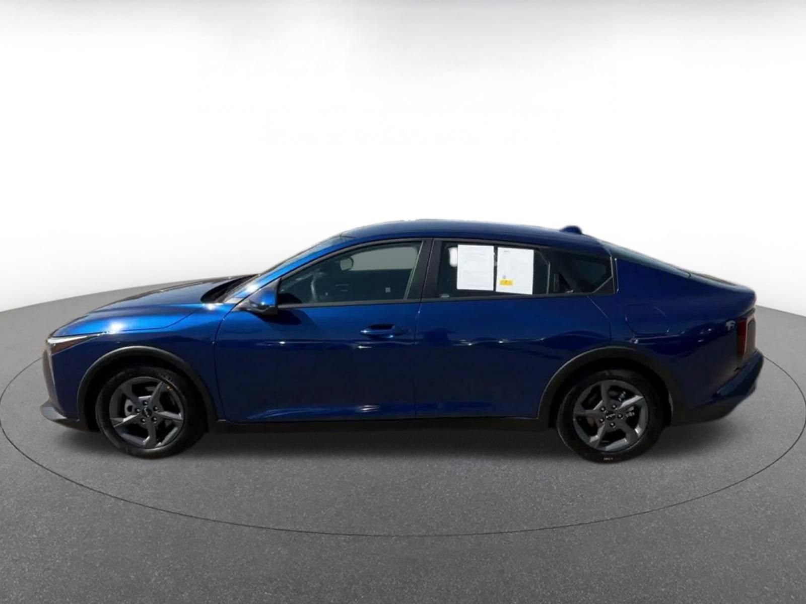 Used 2026 Kia K4 FWD image 8