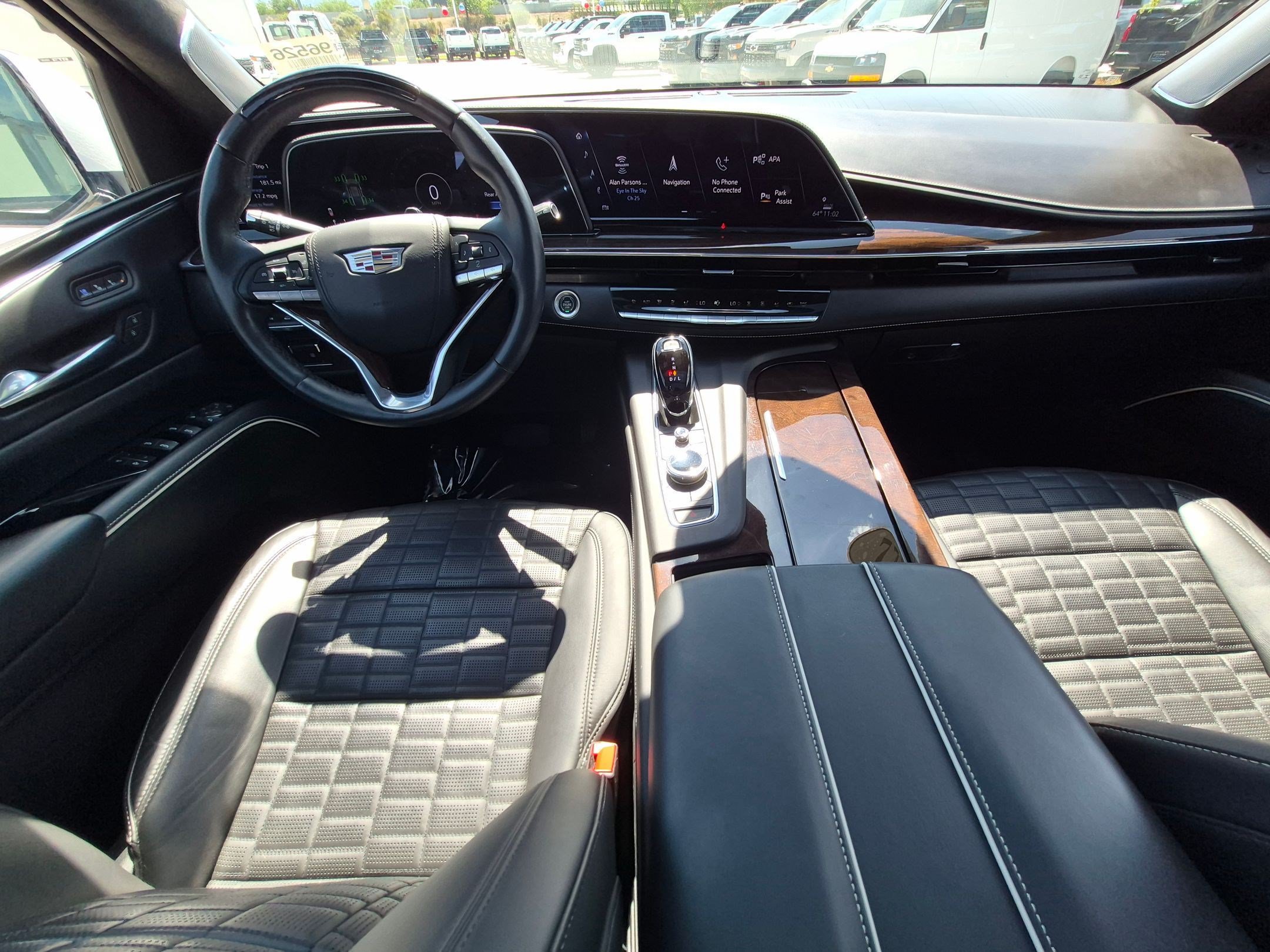 Certified 2022 Cadillac Escalade Sport Platinum AWD/4WD image 25