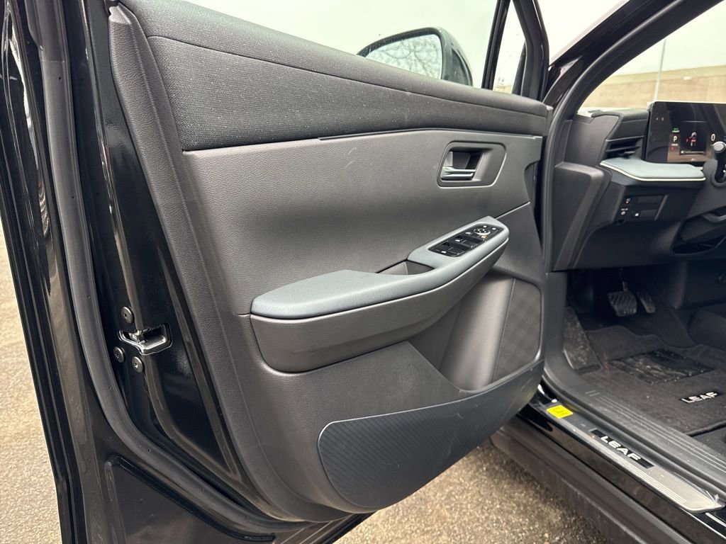 New 2026 Nissan Leaf SV+ w/ Illuminated Package image 22