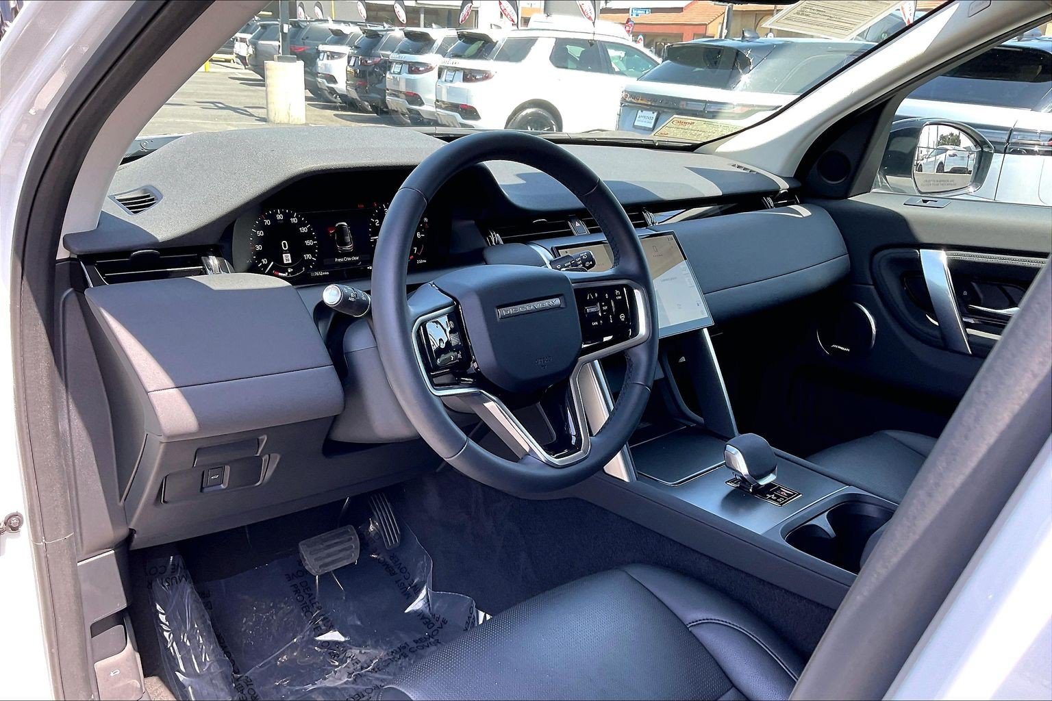Certified 2025 Land Rover Discovery Sport S AWD/4WD image 17