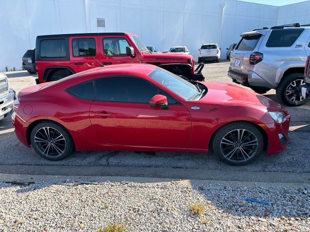 Used 2013 Scion FR-S RWD image 2