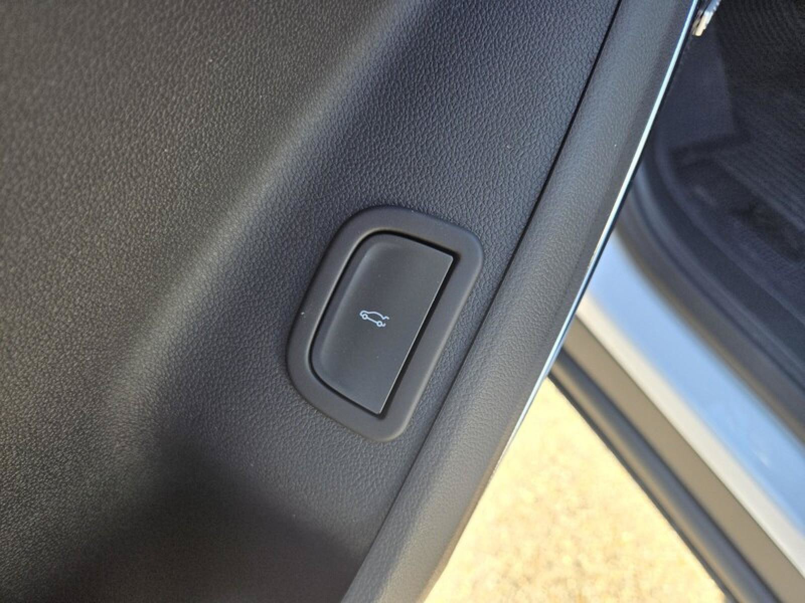 New 2026 GMC Acadia Elevation w/ Black Edition FWD image 26