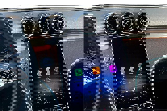 Certified 2025 Mercedes-Benz C 300 4MATIC Sedan image 12