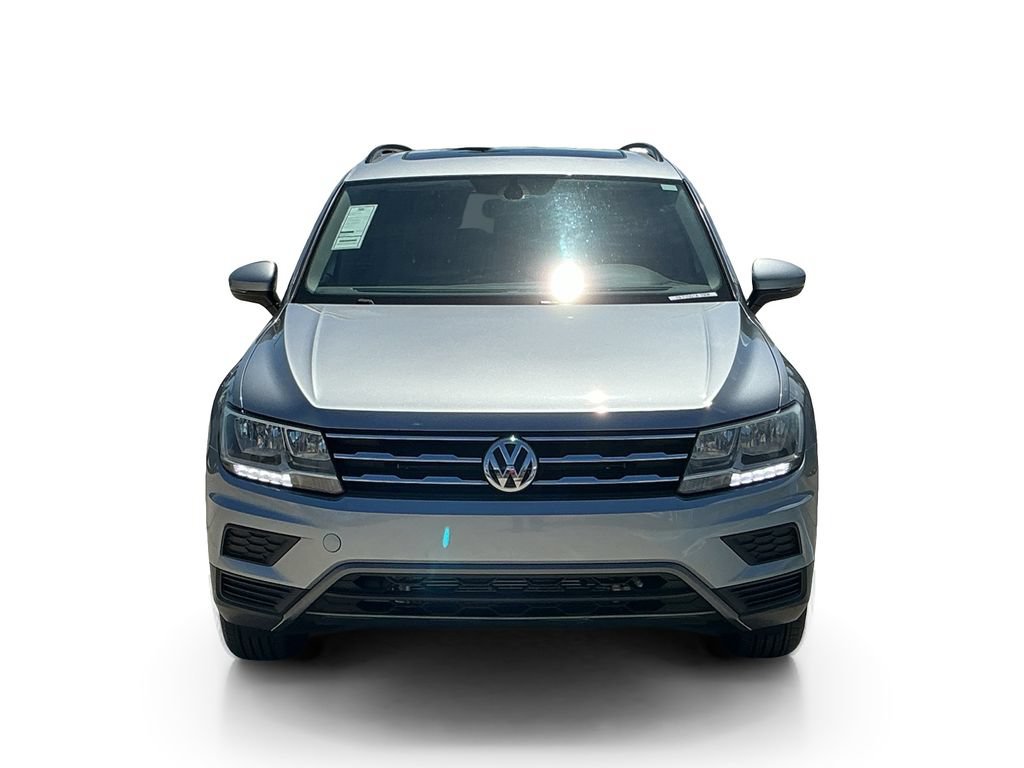 Used 2019 Volkswagen Tiguan SE FWD image 2