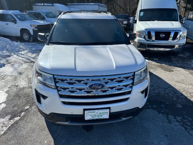 Used 2019 Ford Explorer XLT w/ Equipment Group 202A image 9
