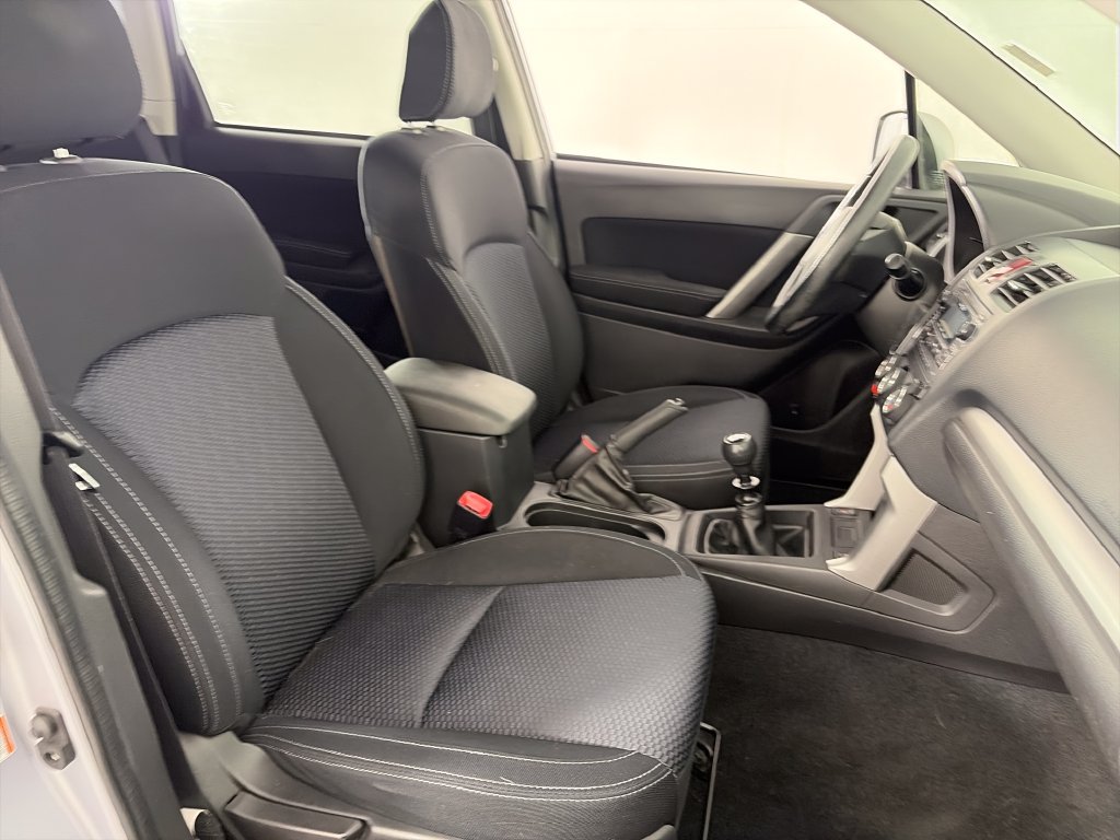 Used 2014 Subaru Forester 2.5i Premium AWD/4WD image 29