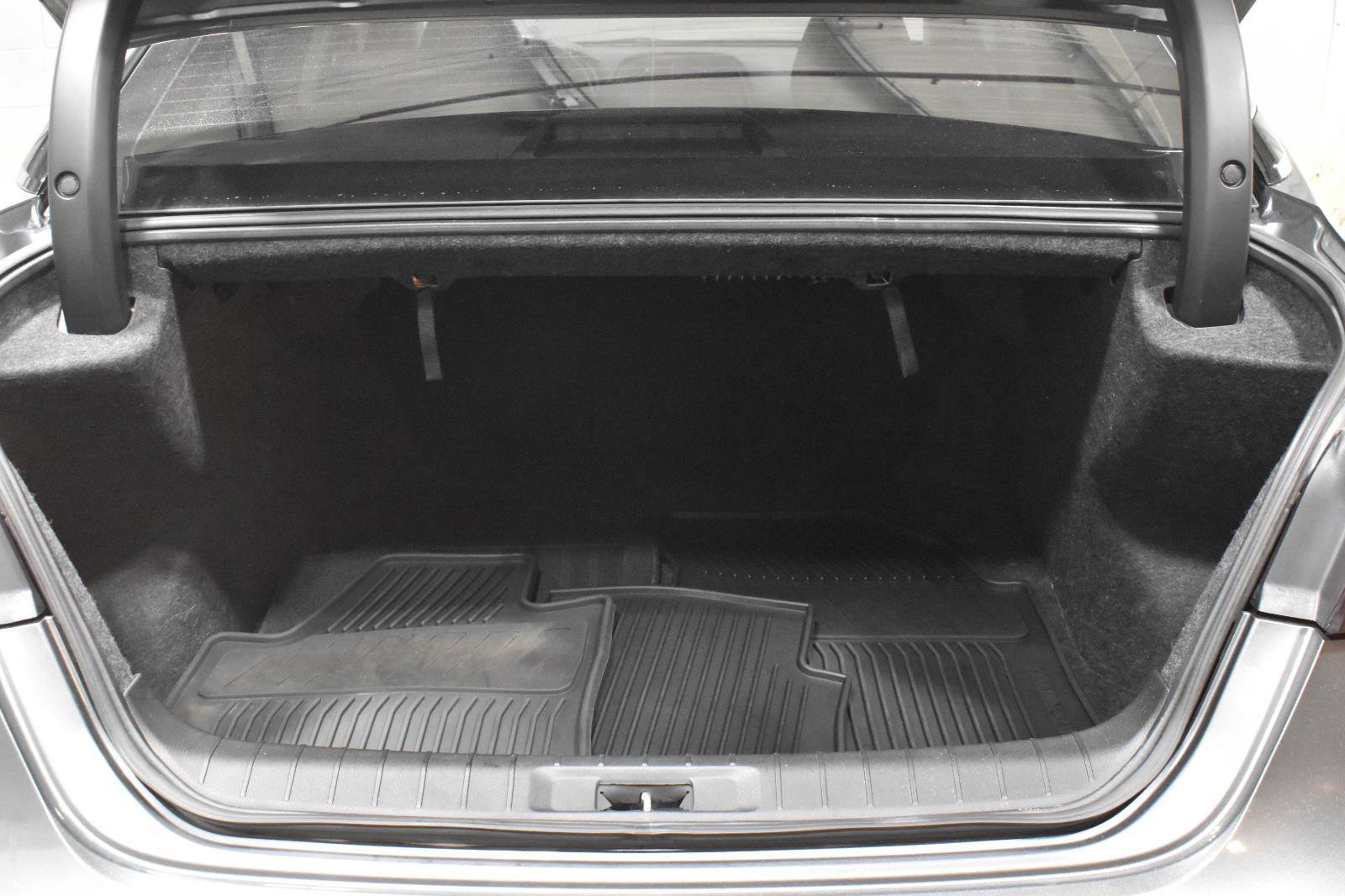 Used 2022 Nissan Maxima Platinum image 27