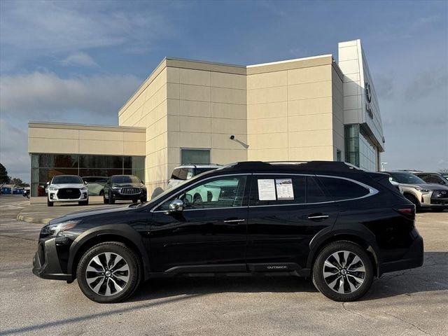 Used 2023 Subaru Outback Touring image 14