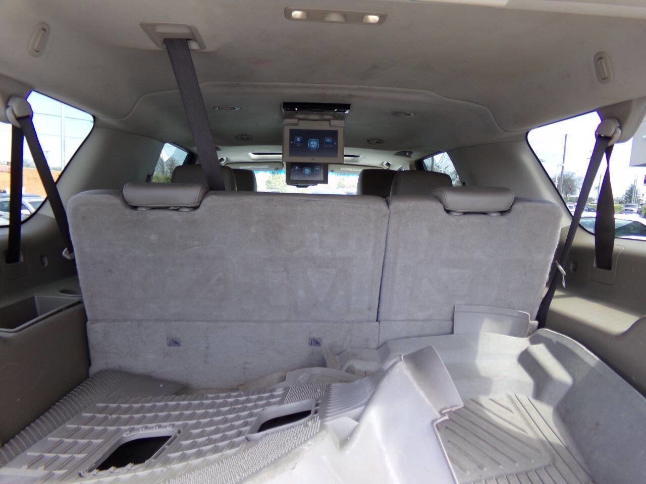 Used 2018 GMC Yukon XL SLT w/ Open Road Package image 17