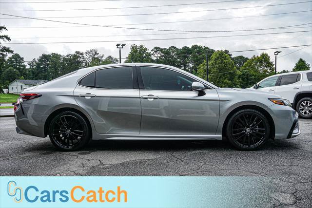 Used 2023 Toyota Camry XSE FWD image 11