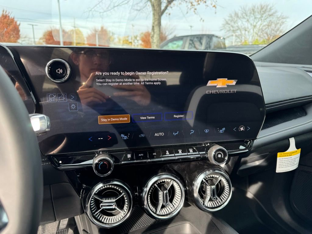 New 2026 Chevrolet Blazer EV LT image 14