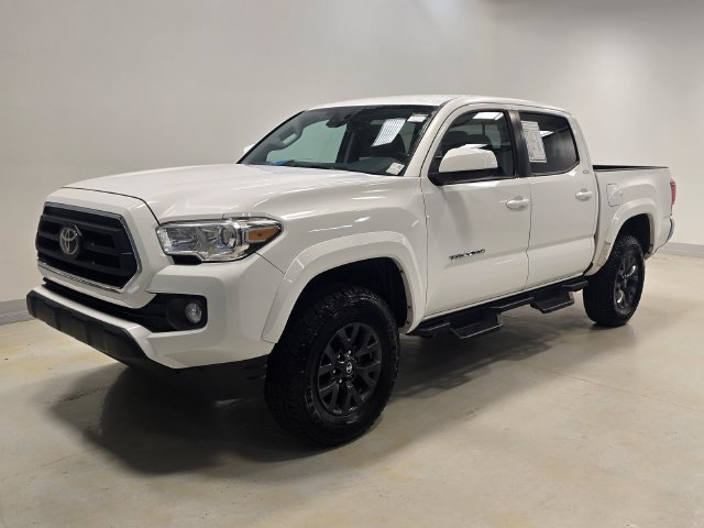 Used 2020 Toyota Tacoma SR5 RWD image 28