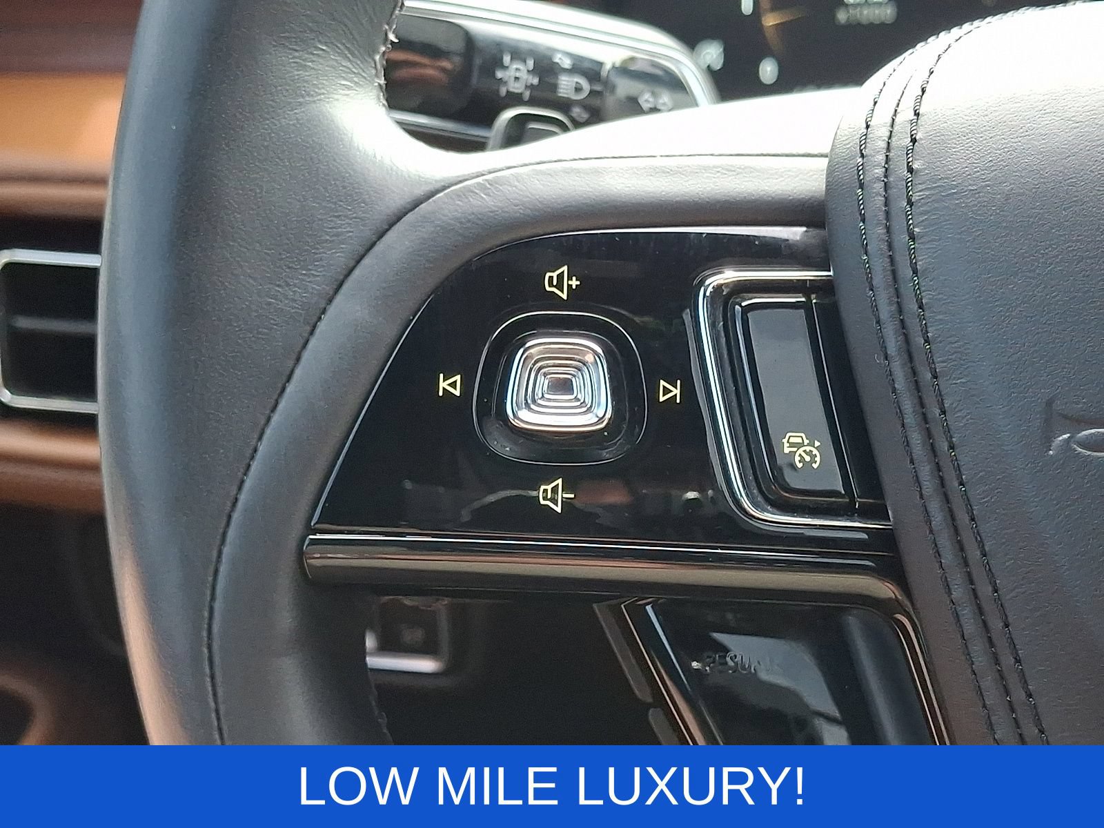 Used 2021 Lincoln Aviator Reserve w/ Equipment Group 202A AWD/4WD image 25