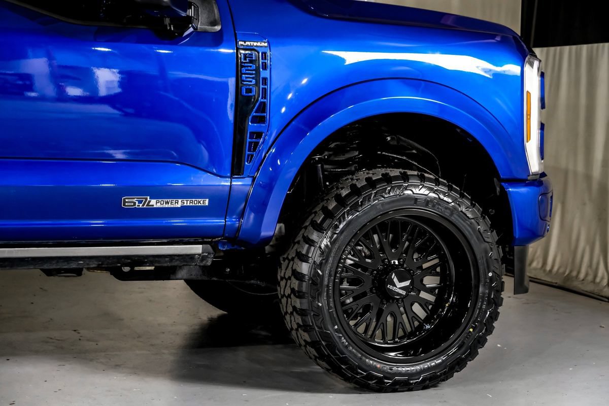 Used 2026 Ford F250 Platinum w/ FX4 Off-Road Package AWD/4WD image 8