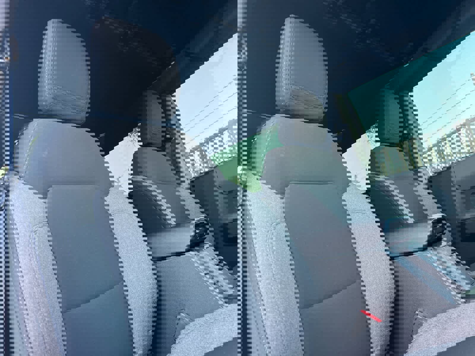 Used 2022 Ford Bronco Base w/ Sasquatch Package image 18