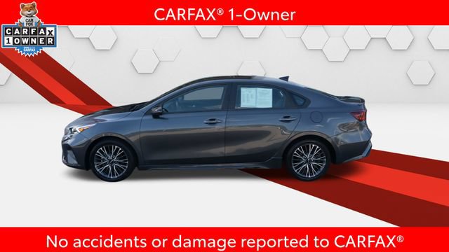 Used 2023 Kia Forte GT-Line w/ GT-Line Premium Package FWD image 2