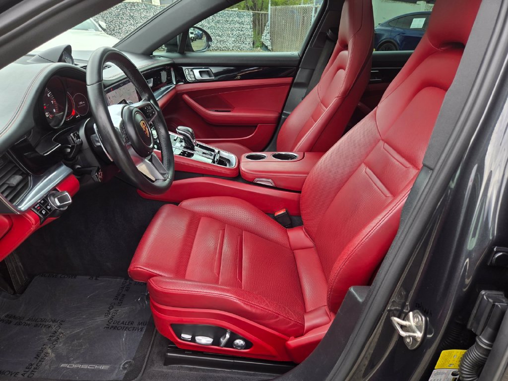 Used 2020 Porsche Panamera 4 AWD/4WD image 22